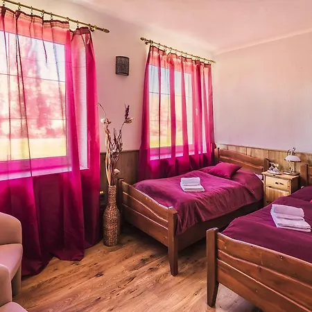 Benatky 3* Piest'any