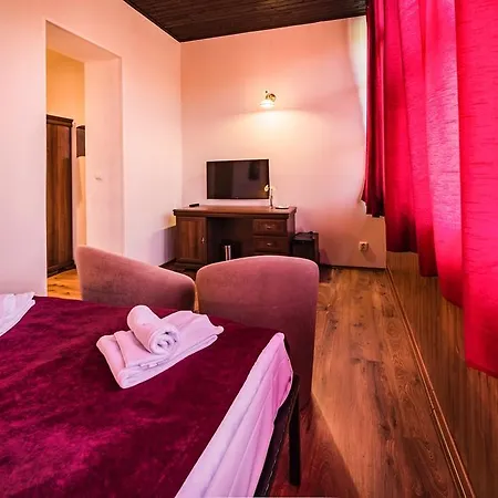 Benatky Guest house Piest'any